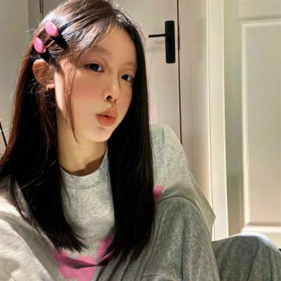 隔壁的吸血鬼美眉
